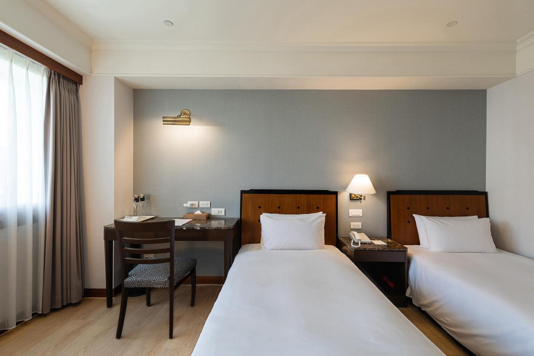 Hotel National Тайчжун Екстер'єр фото